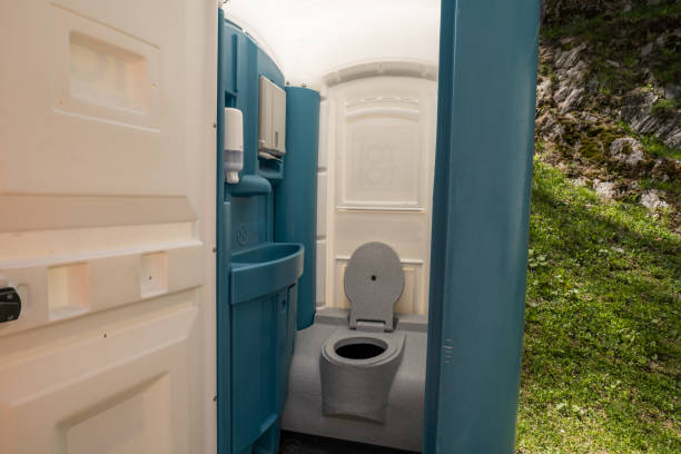 Best Luxury portable toilet rental  in Harmony, PA